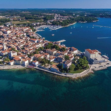 Gorgeous Apartment In Porec With Kitchen Luaran gambar